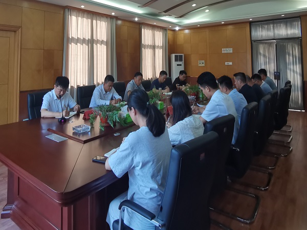 高郵鴨集團(tuán)召開加工銷售專題工作會議.jpg